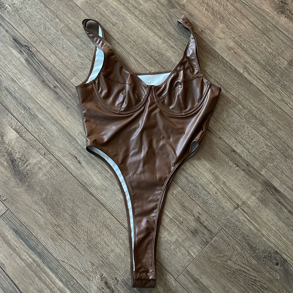 WOMENS BROWN LEATHER BODY SUIT